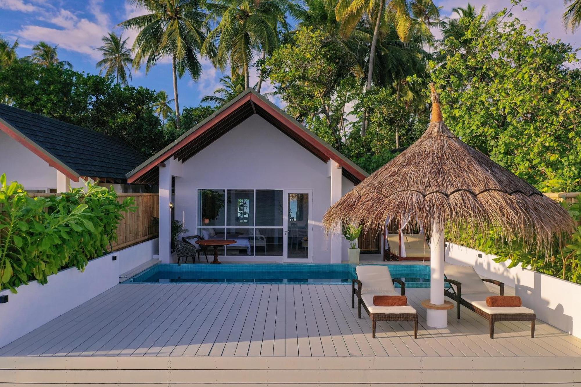 منتجع مالاهيني كودا باندوس هولهومالي المظهر الخارجي الصورة A villa at the resort