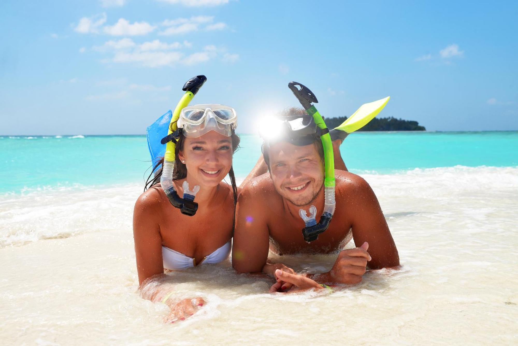 منتجع مالاهيني كودا باندوس هولهومالي المظهر الخارجي الصورة Snorkeling in the Maldives