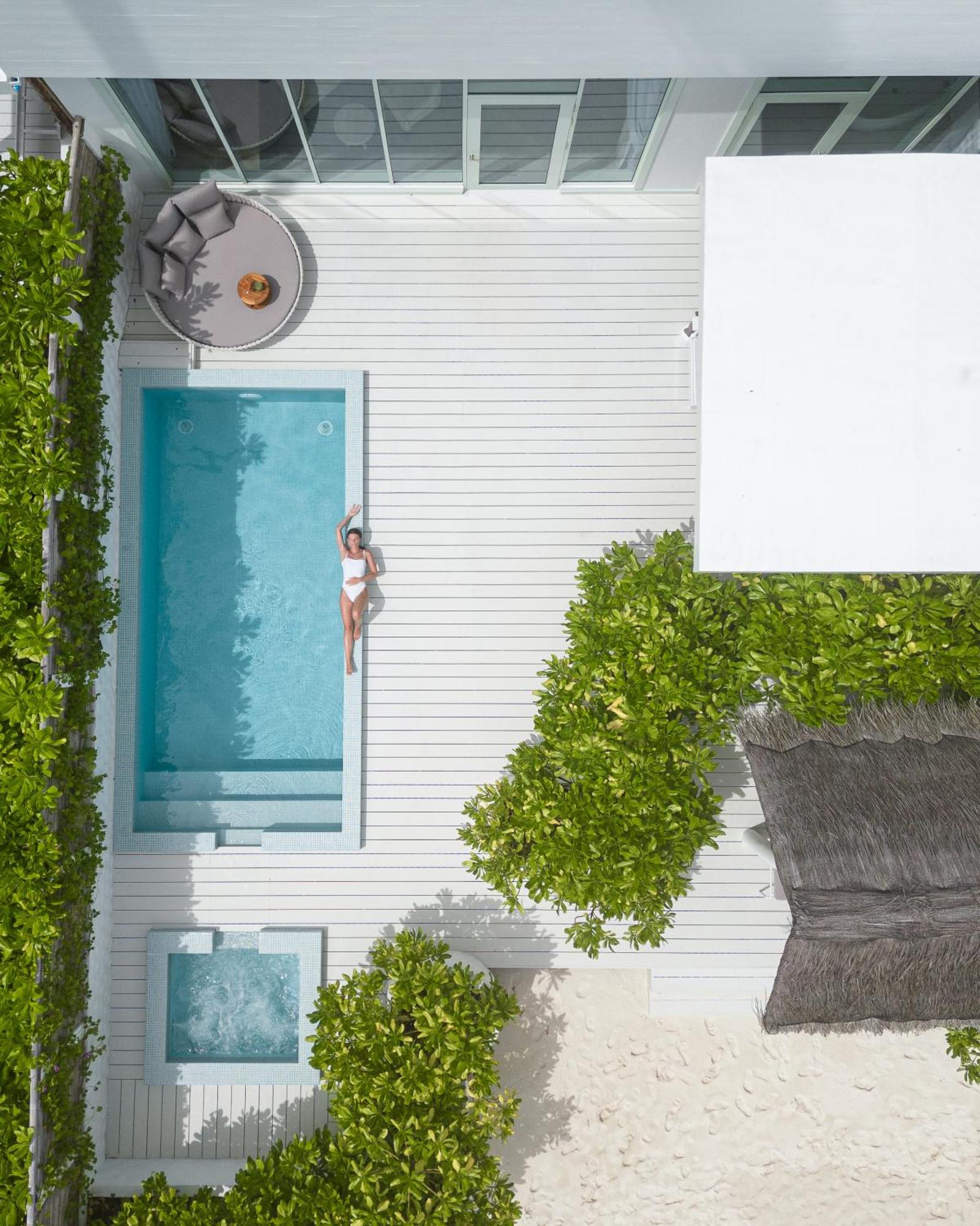 منتجع مالاهيني كودا باندوس هولهومالي المظهر الخارجي الصورة Aerial view of a pool